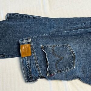 Levi’s Women’s Ribcage straight leg jeans